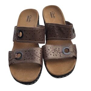 Clarks Collection women's shoes sandals pewter
Lexi Laurel size 10 preloved